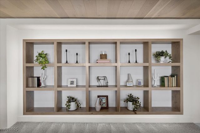 3111 Bel Air Drive 19D, Las Vegas, NV 89109