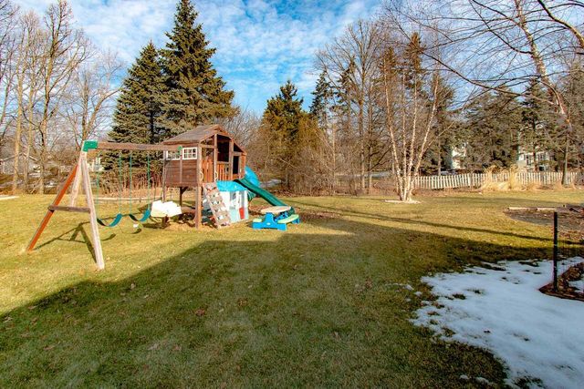 W161N10786 Creek TERRACE, Germantown, WI 53022