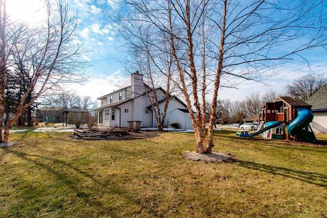 W161N10786 Creek TERRACE, Germantown, WI 53022