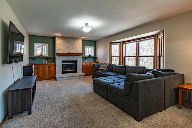 W161N10786 Creek TERRACE, Germantown, WI 53022