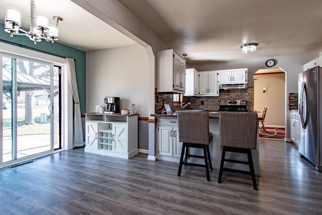 W161N10786 Creek TERRACE, Germantown, WI 53022