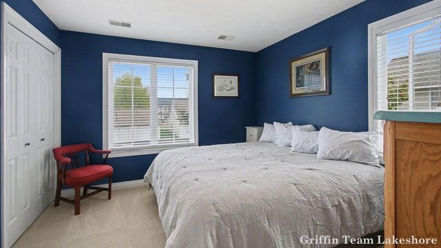 3073 E Crystal Waters Drive 5, Holland, MI 49424