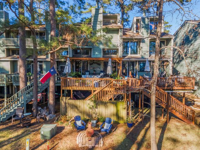 154 Villa Way, Coldspring, TX 77331