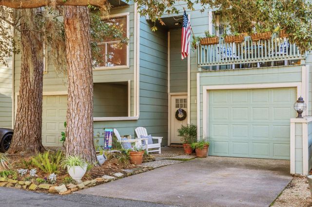 154 Villa Way, Coldspring, TX 77331