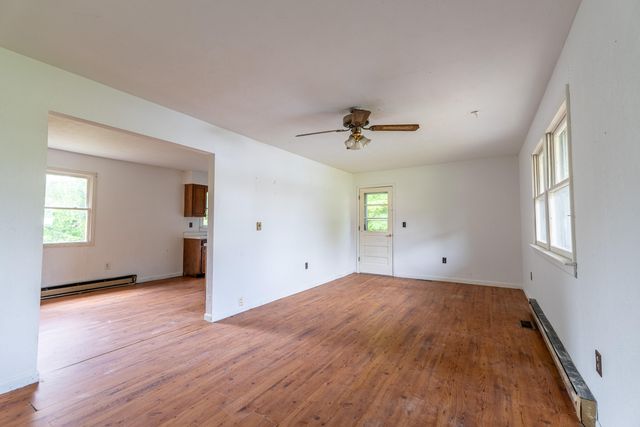 2122 State Highway 1651, Stearns, KY 42647