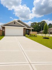 9304 Hard Rock Road, Conroe, TX 77303
