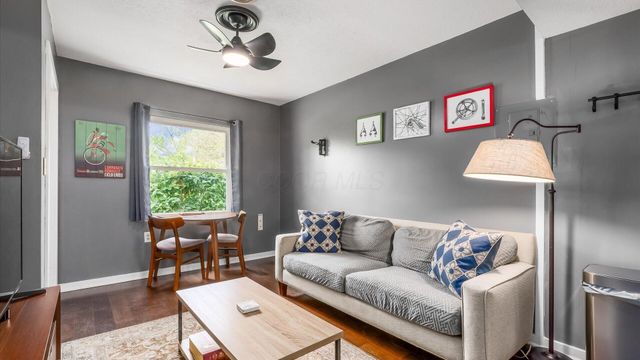 1356 Welsh Hills Road NE, Granville, OH 43023