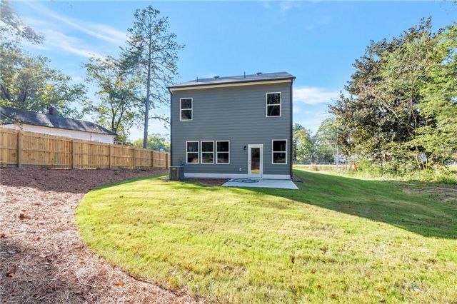 145 Green Row, Calhoun, GA 30701