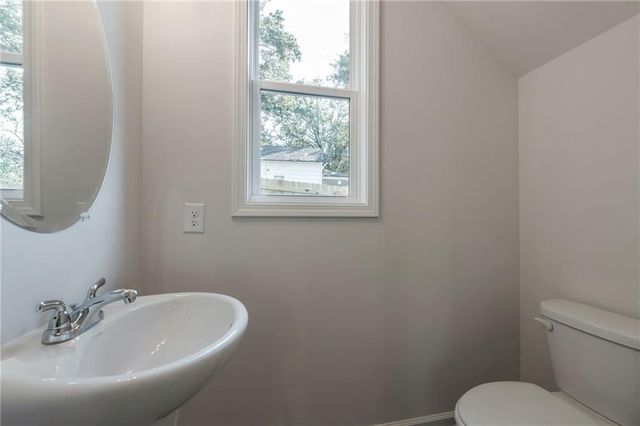 145 Green Row, Calhoun, GA 30701