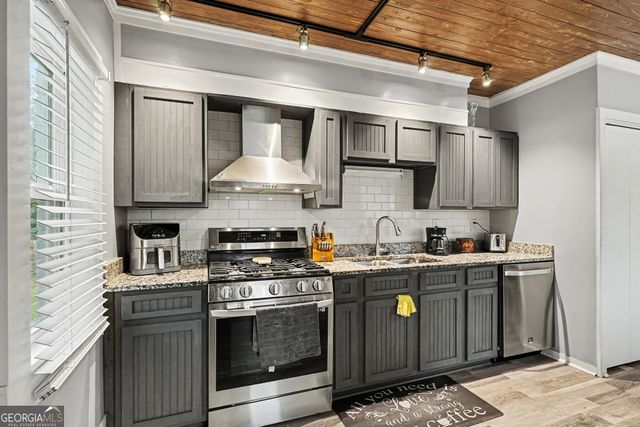 1254 Old Covington Highway SE, Conyers, GA 30012