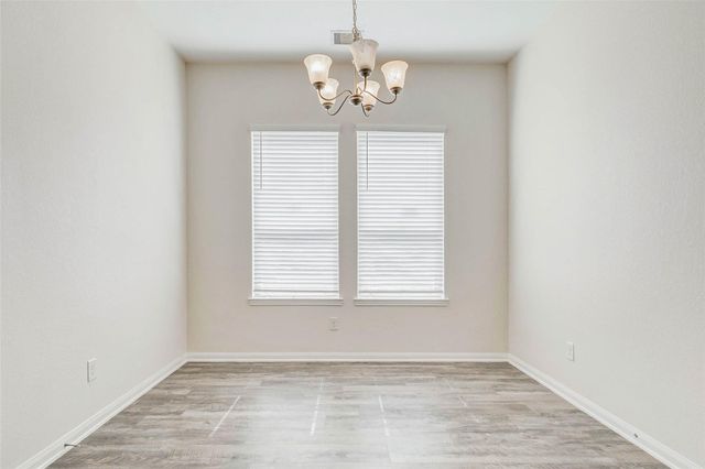 100 Jessica Dr, Dayton, TX 77535