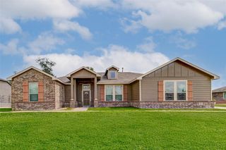 100 Jessica Dr, Dayton, TX 77535