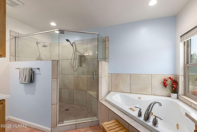 540 E Deone Circle, Tucson, AZ 85704