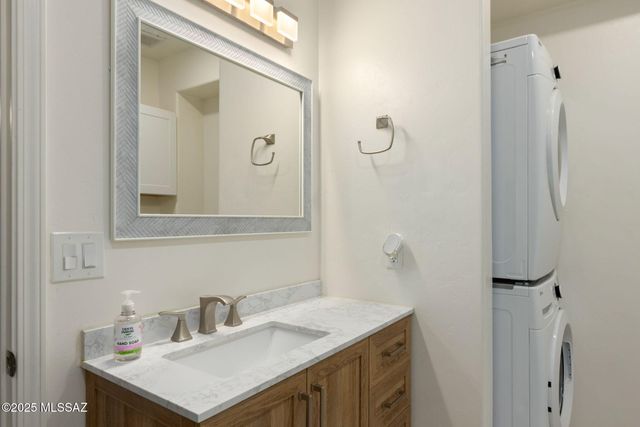 540 E Deone Circle, Tucson, AZ 85704