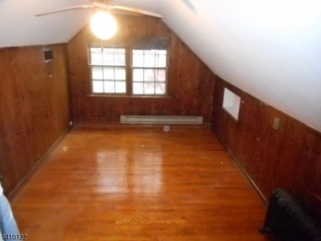 52 E Sumner Ave, Roselle Park Boro, NJ 07204