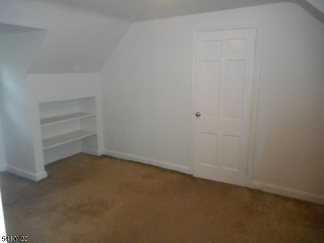 52 E Sumner Ave, Roselle Park Boro, NJ 07204