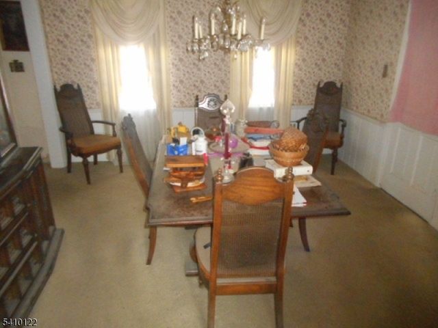 52 E Sumner Ave, Roselle Park Boro, NJ 07204