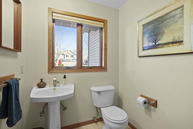 1709 CHAPIN Lane, Stoughton, WI 53589