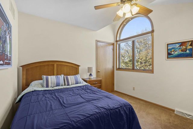 1709 CHAPIN Lane, Stoughton, WI 53589