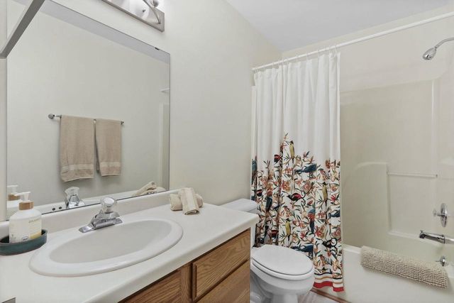 1709 CHAPIN Lane, Stoughton, WI 53589