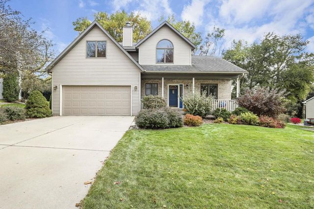1709 CHAPIN Lane, Stoughton, WI 53589