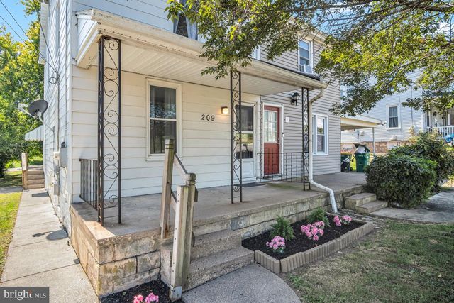 209 1ST ST, Enola, PA 17025