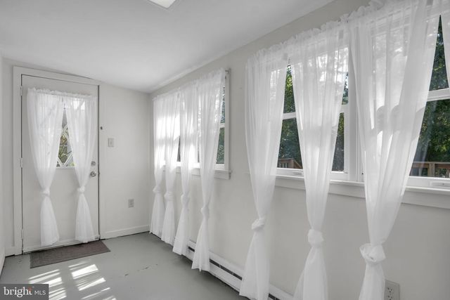 209 1ST ST, Enola, PA 17025