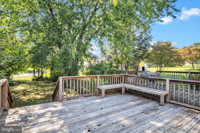 209 1ST ST, Enola, PA 17025