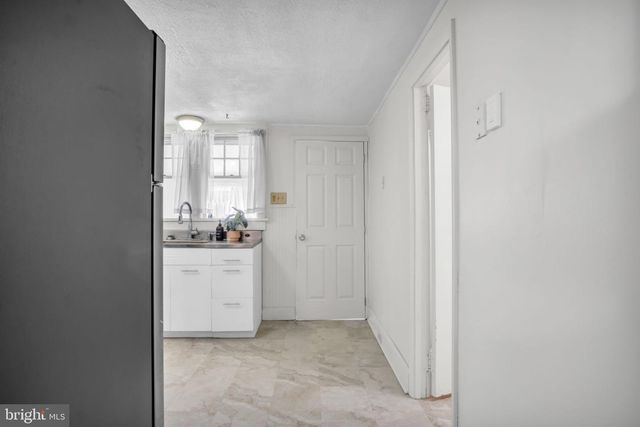 209 1ST ST, Enola, PA 17025