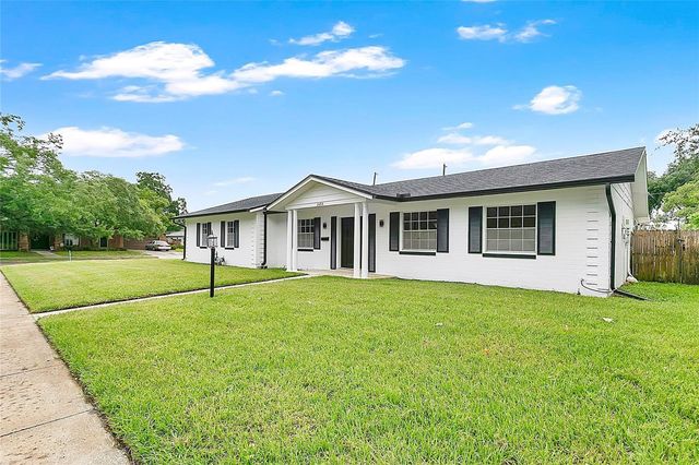 2494 CASTLEWOOD ROAD, Maitland, FL 32751