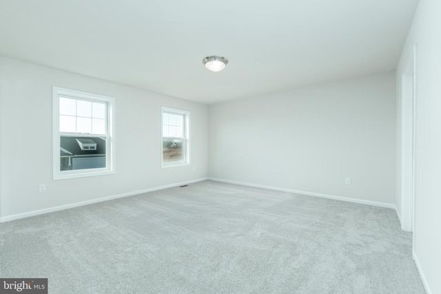 803 GREENWICH LN, Shippensburg, PA 17257