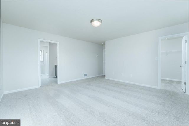 803 GREENWICH LN, Shippensburg, PA 17257