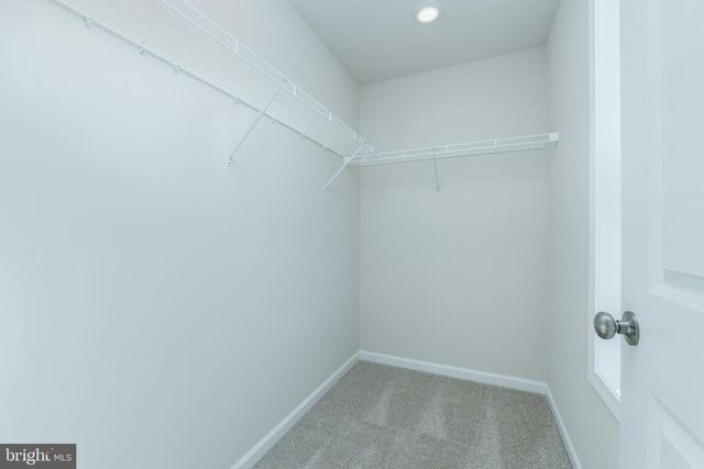 803 GREENWICH LN, Shippensburg, PA 17257