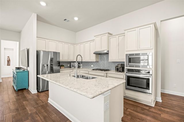 168 Gray Pine Grove Way, Conroe, TX 77318