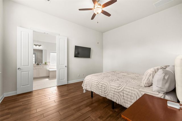 168 Gray Pine Grove Way, Conroe, TX 77318