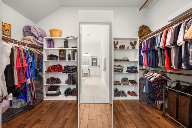 168 Gray Pine Grove Way, Conroe, TX 77318