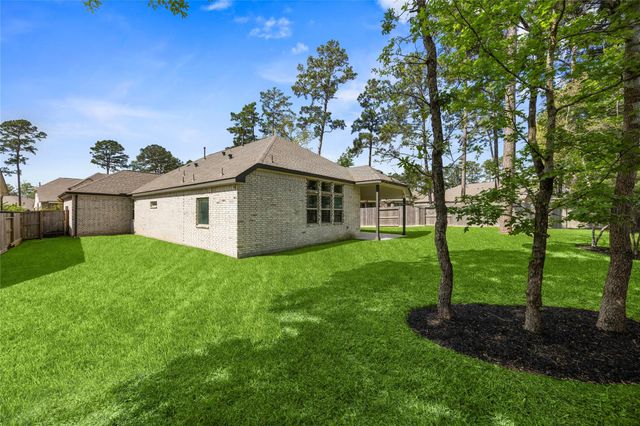 168 Gray Pine Grove Way, Conroe, TX 77318