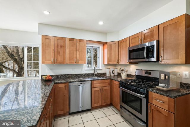 10104 COLEBROOK AVE, Potomac, MD 20854