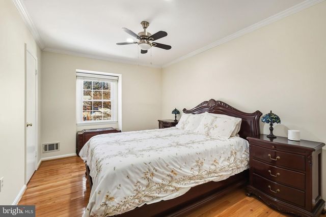 10104 COLEBROOK AVE, Potomac, MD 20854