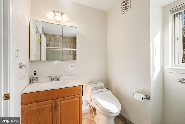 10104 COLEBROOK AVE, Potomac, MD 20854