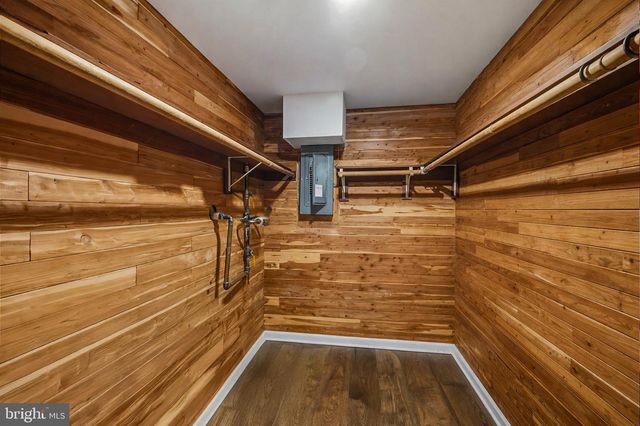 10104 COLEBROOK AVE, Potomac, MD 20854