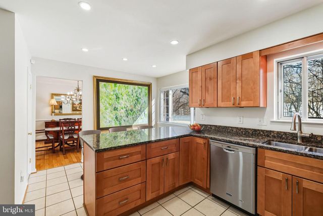 10104 COLEBROOK AVE, Potomac, MD 20854