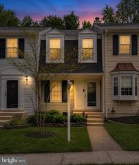 17 PALMER CT, Sterling, VA 20165