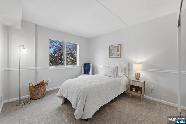 38 Moonachie Road 101, Hackensack, NJ 07601