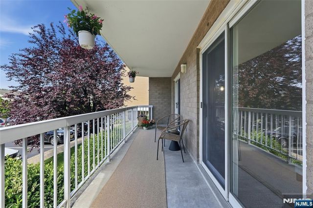 38 Moonachie Road 101, Hackensack, NJ 07601
