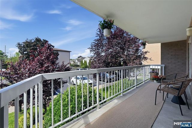 38 Moonachie Road 101, Hackensack, NJ 07601