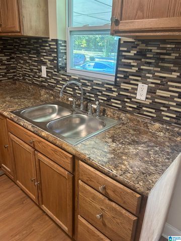 2006 DAWSON AVENUE, Lipscomb, AL 35020