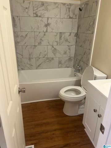 2006 DAWSON AVENUE, Lipscomb, AL 35020