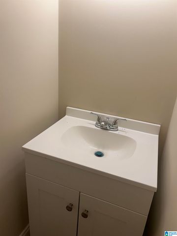 2006 DAWSON AVENUE, Lipscomb, AL 35020