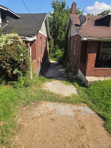 3422 Lucas And Hunt Road, Beverly Hills, MO 63121